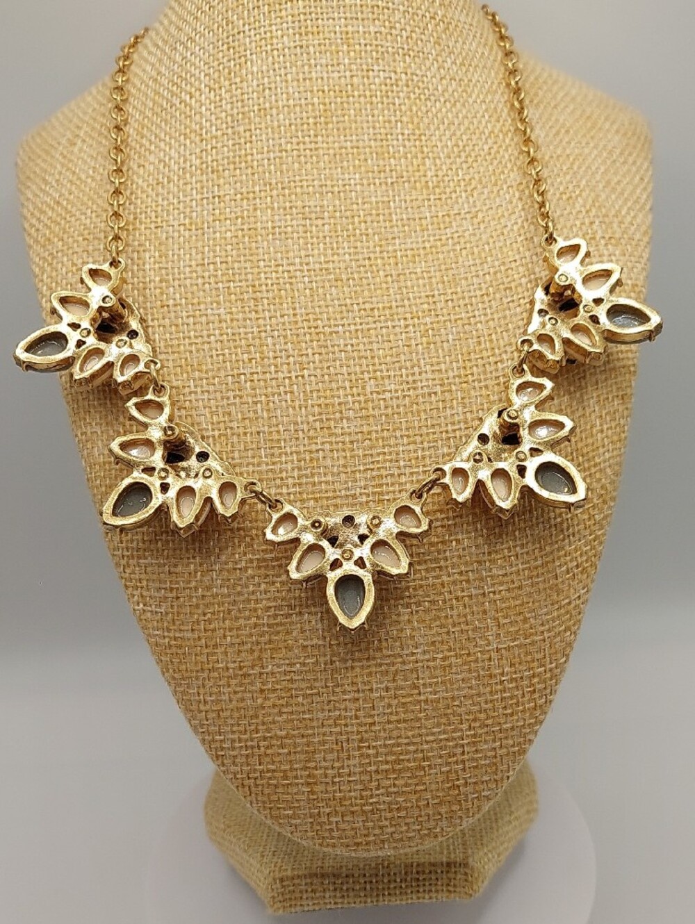 J. CREW Gold Tone AB RHINESTONE Statement Choker Necklace - Matte Goldtone EUC - Picture 6 of 9